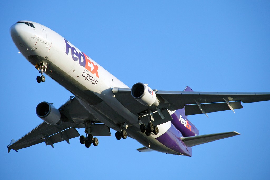 星空真人:GTL 2019技嘉高校电子竞技联赛 全国总决赛完美收关(图4) 星空真人